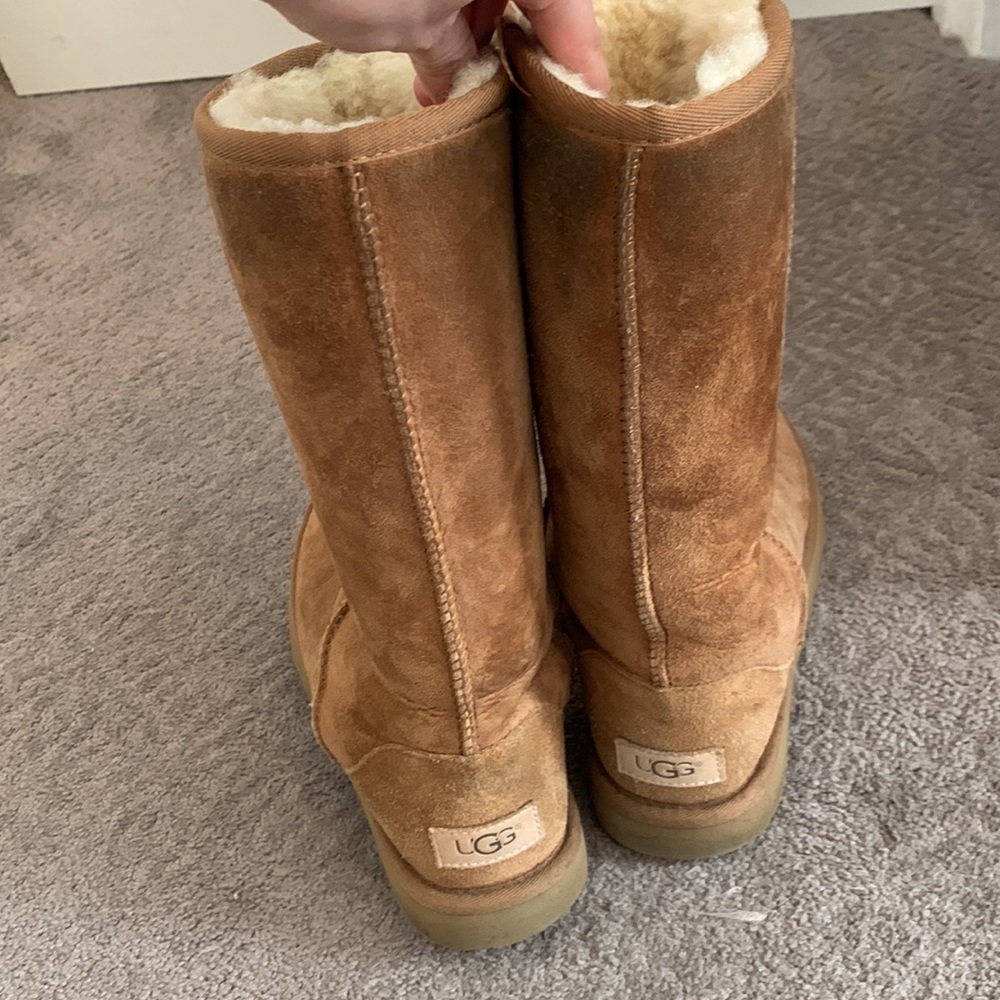 Uggs - image 5